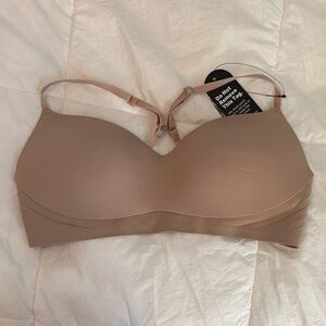 EBY One Piece Contour Bra Seamless Nude T-Shirt Bra